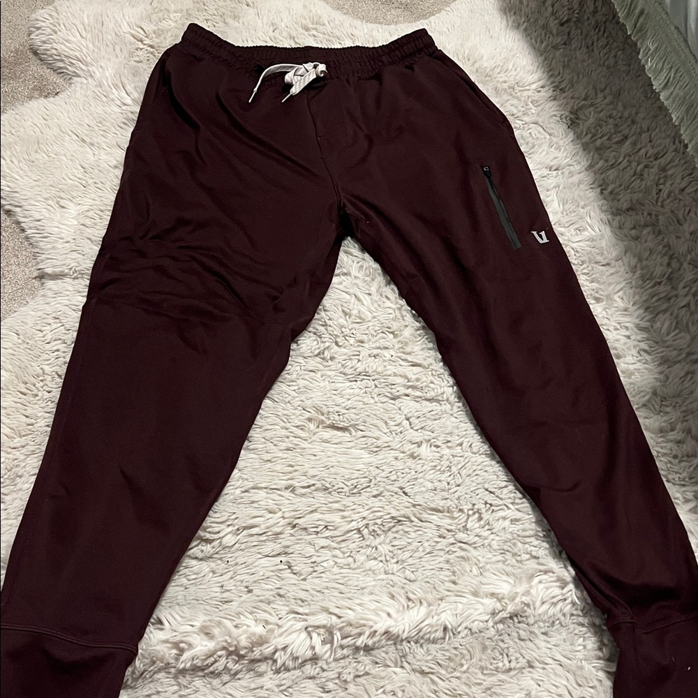 Vuori Men's Dark Maroon Joggers